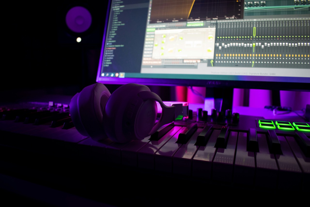 Analyzing a track to find its key and BPM.